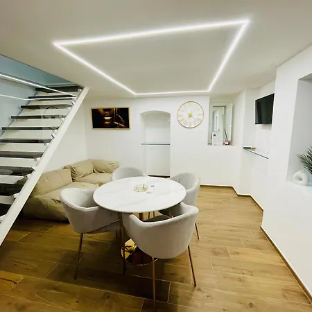 Апартаменты Suite169 Gold