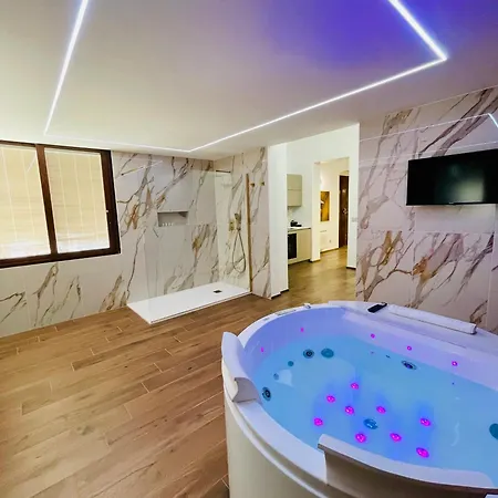 Апартаменты Suite169 Gold *