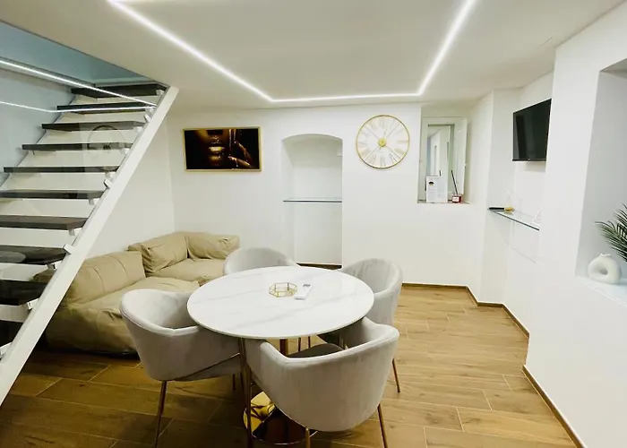 Apartment Suite169 Gold