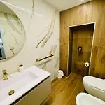 Suite169 Gold Bari