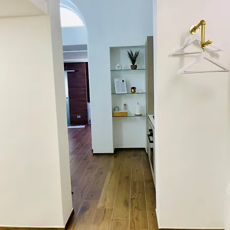 Suite169 Gold Bari